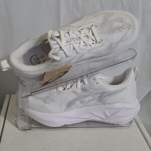 ASICS Novablast 5 Running Shoes in White/Piedmont Grey,US Women Size 8